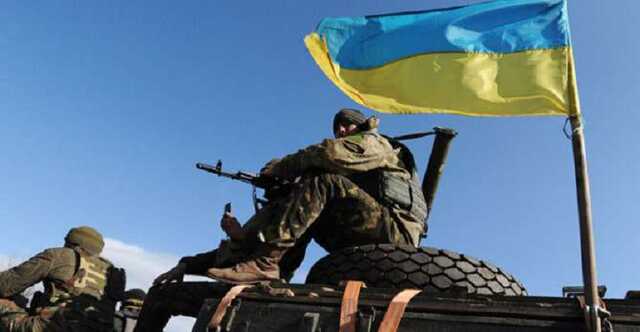 Армія України накопичує озброєння і у вересні може піти в контрнаступ – Жданов