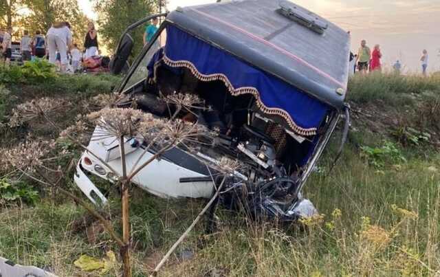 На Прикарпатье произошло ДТП с автобусом: много пострадавших, среди них - дети