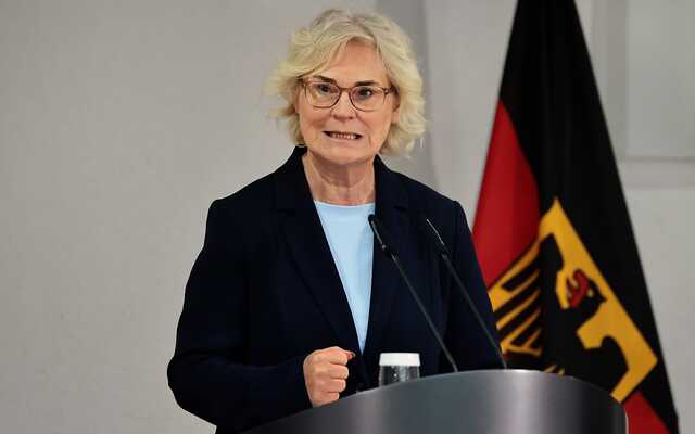 Можливості Бундесверу для поставок зброї Україні майже вичерпані - Ламбрехт