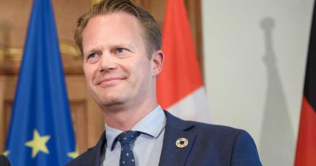 Глава МЗС Данії прибув до Києва