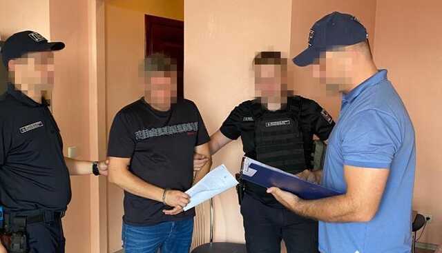 В Умані на хабарі спіймали працівника військкомату