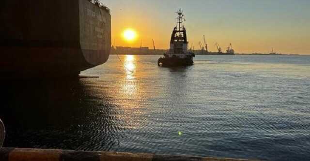 Ще одне судно із зерном вийшло з морського порту України