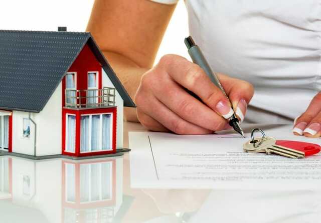 У Запоріжжі держреєстратор допоміг вкрасти квартиру