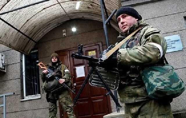 Окупанти в Генічеську вигадали цинічну схему, щоб змусити людей отримувати паспорти РФ