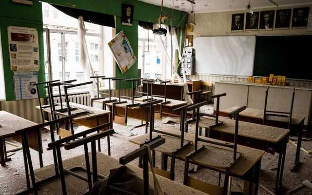 На Херсонщині окупанти примушують вчителів працювати за програмами РФ