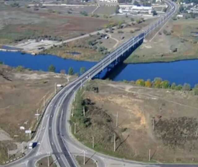 У районі Дар’ївського мосту на Херсонщині "бавовна": видніється чорний дим