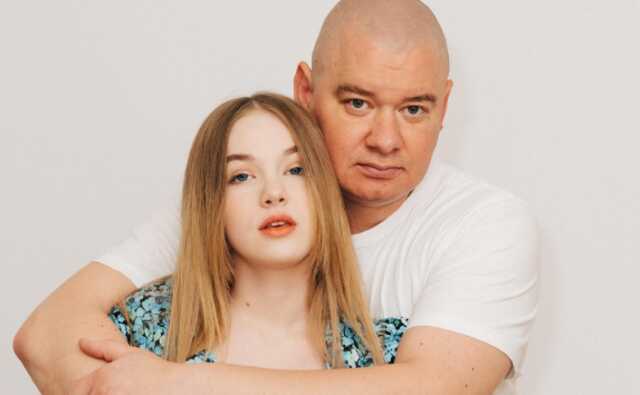 14-річна донька Євгена Кошового у незвичний спосіб вирішила допомагати ЗСУ