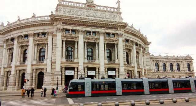 У Відні продовжили безкоштовний проїзд у громадському транспорті для українських біженців