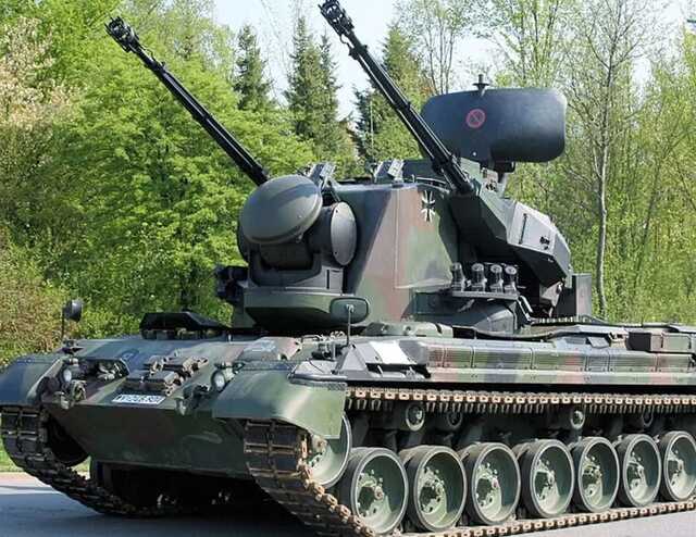 Германия передала Украине пять ВСУ Gepard и радар для обнаружения артиллерии COBRA