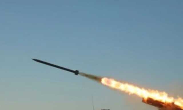 Оккупанты устроили мощный обстрел Харькова, есть "прилеты"