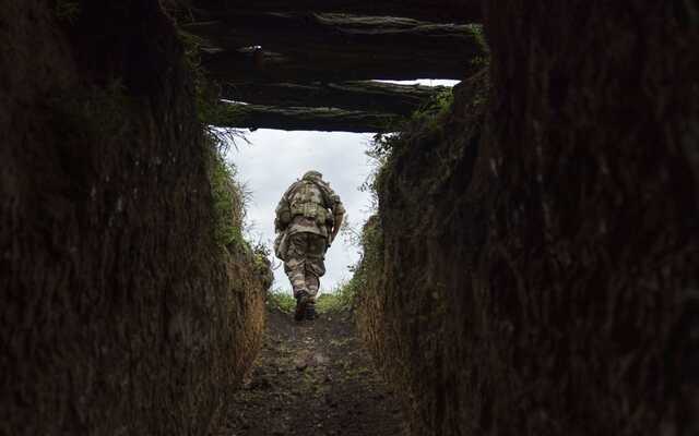 Російські окупанти тікали з Балаклії до Луганська пішки — перехоплення