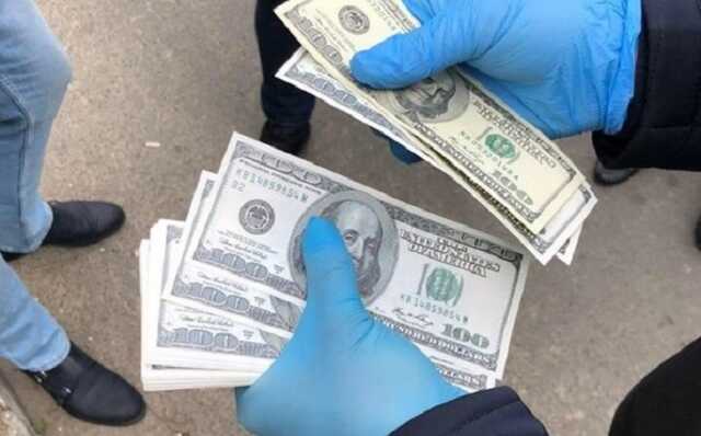 В Кировоградской области на взятке задержали главу городского совета