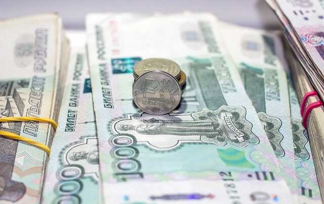 У Херсонській області окупанти погрожують закрити торгові точки без цінників у рублях