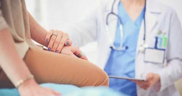 Зобов’яжуть слухати серцебиття плоду: Угорщина ускладнила умови проведення абортів