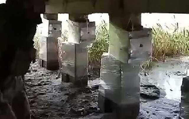 В Балаклее с моста сняли 400 кг взрывчатки