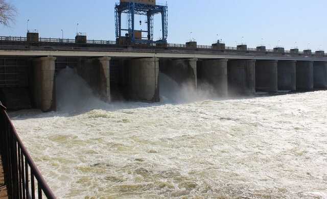 Войска РФ пытаются отстроить переправу у Каховской ГЭС