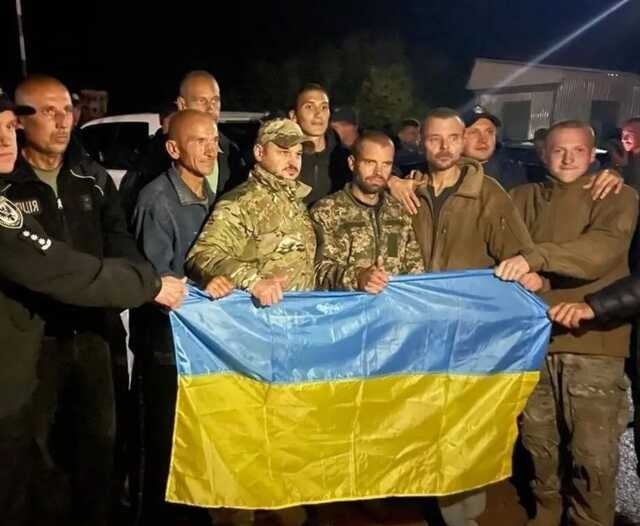 У російських соцмережах почалася істерика після повернення полонених в день оголошення мобілізації