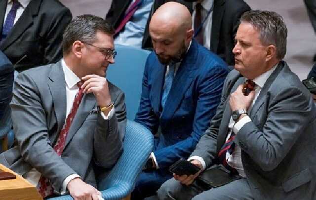 "Російські дипломати тікають так само майстерно, як російські солдати", – Кулеба