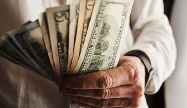 Рекордний зліт долара до 50 грн: українців приголомшили прогнозом та назвали терміни