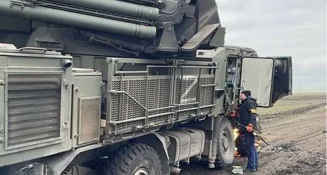 Российский "Панцирь" устроил оккупантам "дружеский огонь"
