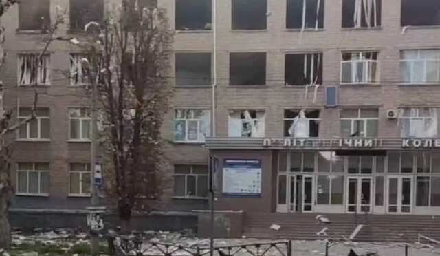 В Херсоне "хлопок", прилетевший в помещение Политехнического колледжа, где располагались оккупанты
