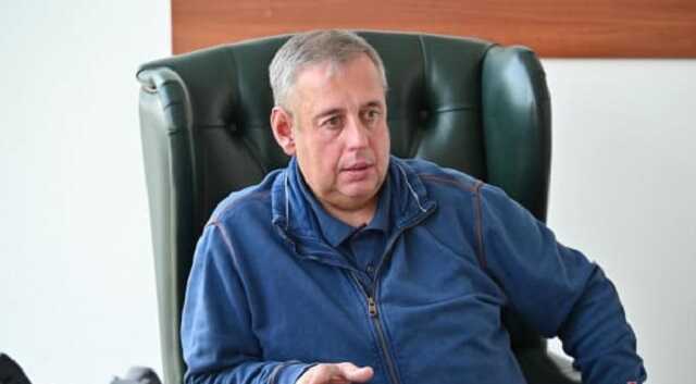 Чому зрадник Дмитро Ісаєнко продовжує сидіти у парламенті та продавати квартири Національної гвардії?