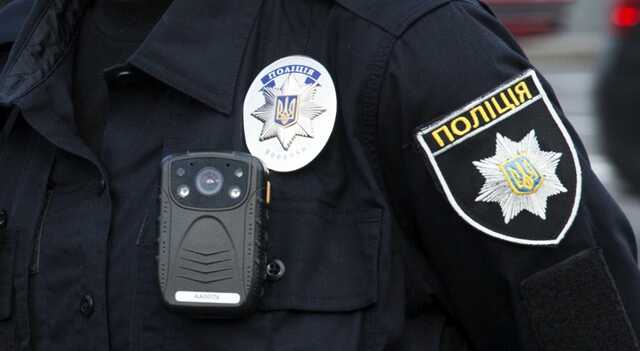 Запорізькій поліцейський збирав хабарі за перетин лінії розмежування