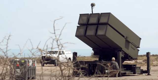 Українські військові проходять навчання на ЗРК NASAMS та IRIS-T, – Резніков