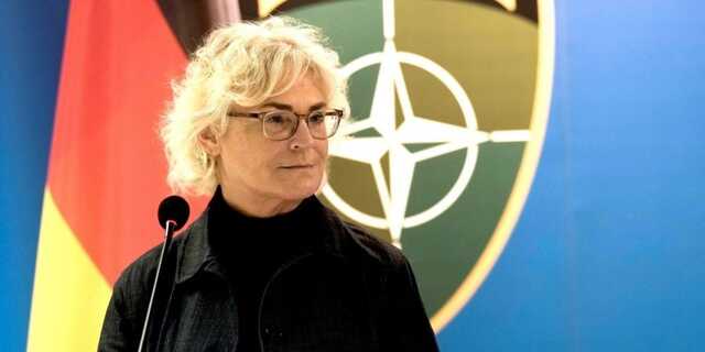 Глава Міноборони Німеччини прибула в Україну: пообіцяла ППО найближчими днями