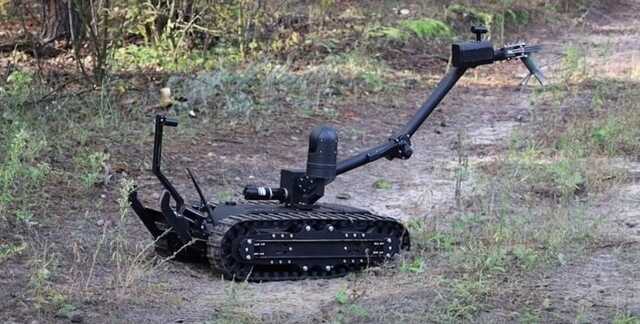  Superdroid Robots Mastiff       