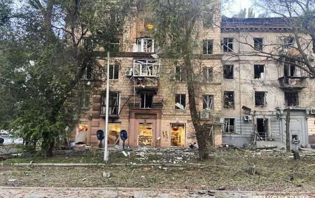 Кількість жертв внаслідок вчорашнього удару по Запоріжжю зросла до 14