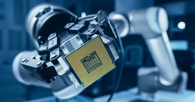 США обмежили продаж Китаю надпотужних чіпів для обчислень