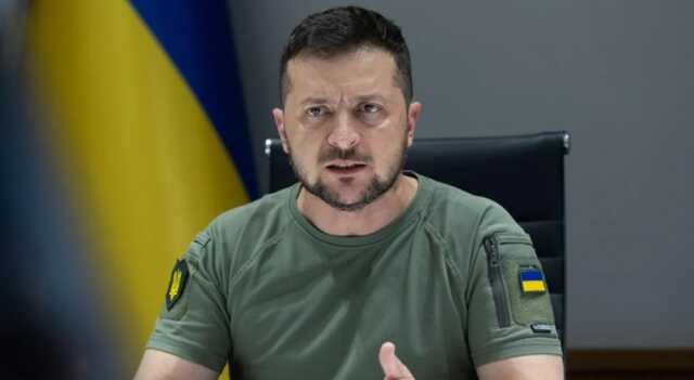 Военные продолжают движение. Зеленский рассказал о ситуации на фронте