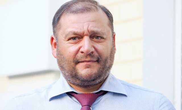 У мережі жартують, що Кримський міст підірвав Добкін, виступивши смертником