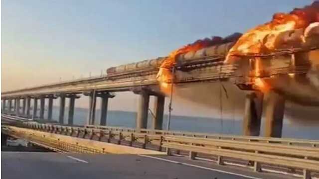 В Україні з’явиться марка з Кримським мостом: "Укрпошта" відкрила передзамовлення