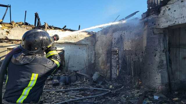 В Запорізькій області з-під завалів врятували цілу родину