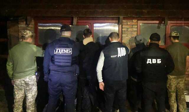 У Закарпатській області затримали організаторів каналу незаконної міграції
