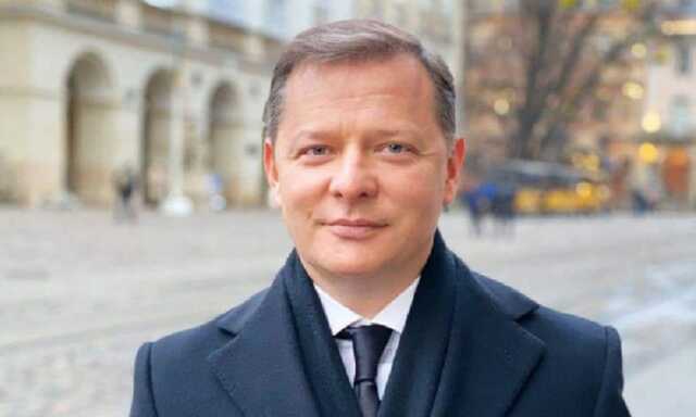 З’явилося фото сплячого на службі Олега Ляшка