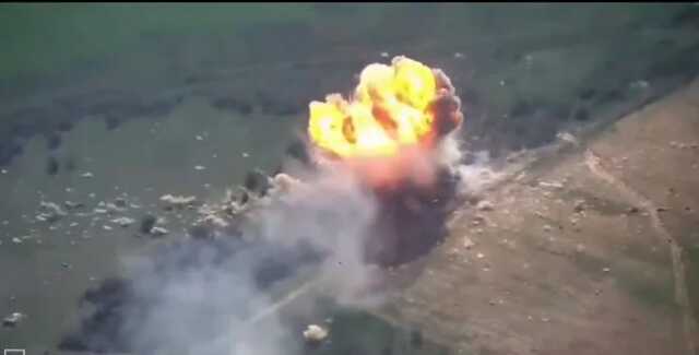 ВСУ уничтожили в Херсонской области вражескую технику высокоточным 155-мм снарядом Excalibur