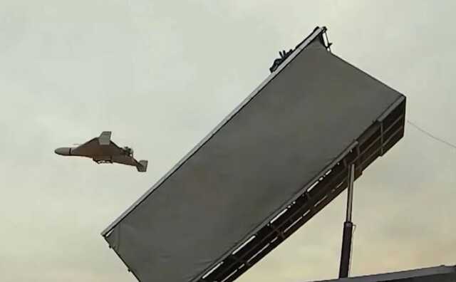 У Києві зафіксували чотири прильоти: один дрон влучив у житловий будинок