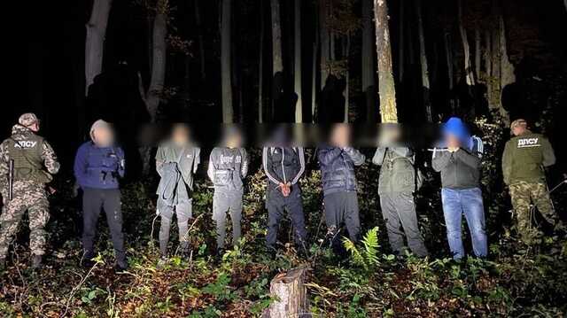 На Закарпатье в лесу поймали уклонистов, пытавшихся сбежать в Словакию