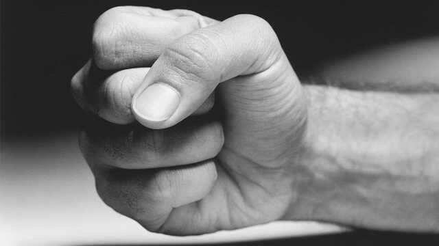 В Киевской области парень едва не забил до смерти знакомого