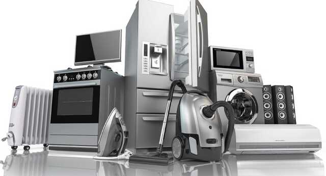Названо побутові прилади, які краще не включати з 17:00 до 23:00