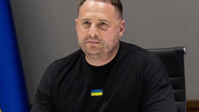 У Зеленського відреагували на "удар" ЗСУ по Херсону та розсилку СМС про "евакуацію"