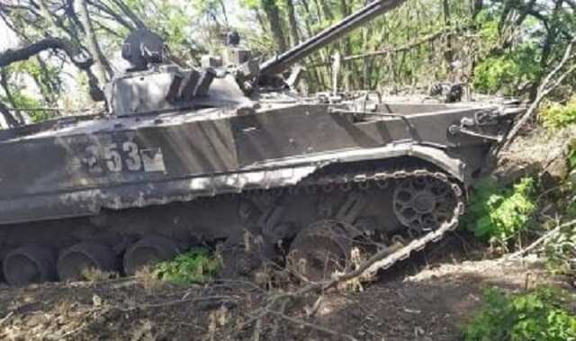 Пенсіонер на Сумщині сам захопив російський танк: за це він отримав медаль