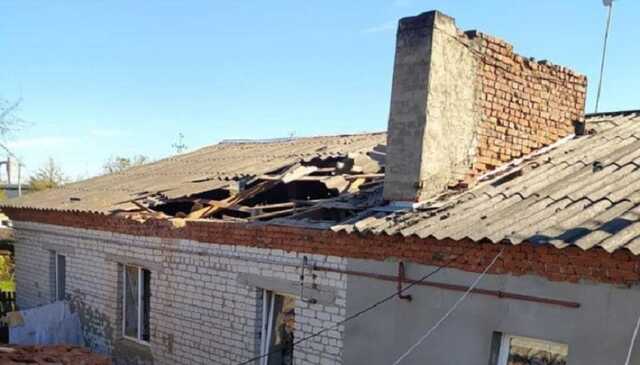 Росіяни цілий день гатили по шести громадах Сумської області: поранено жінку