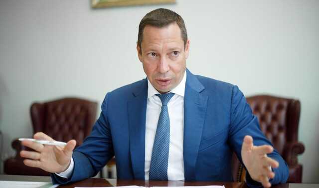 Суд арестовал имущество бывшего главы НБУ Кирилла Шевченко