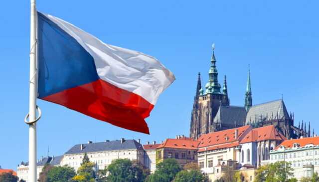 Чехия с 25 октября закрыла въезд россиянам за туристическими визами