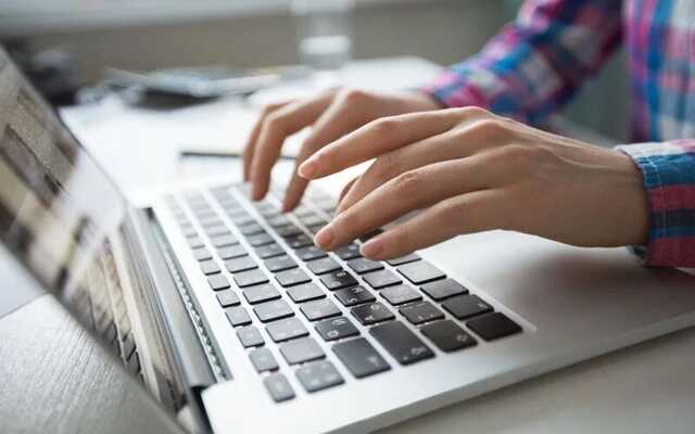 Правоохоронці викрили трьох мешканців Полтавської області, які поширювали антиукраїнські матеріали