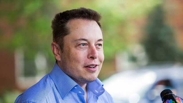 Ілон Маск опублікував перший твіт після покупки соцмережі